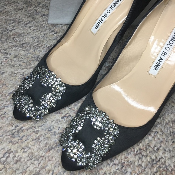 Manolo Blahnik Shoes - 🔥FLASH SALE🔥Authentic Manolo Blahnik Hangisi👌🏼